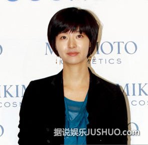 韩国女演员拍戏裸胸喂奶 近景特写未打马赛克