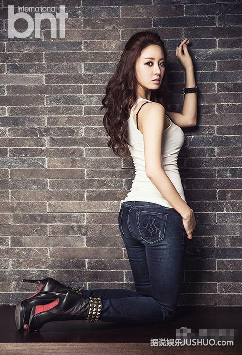 韩国再曝最美身材女星 晒惊艳健身照曲线玲珑 韩国再曝最美身材女星 晒惊艳健身照曲线玲珑