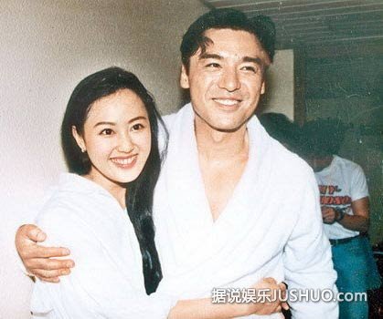 钟汉良神秘爱人曝光 盘点那些爱娶粉丝的明星