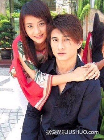 钟汉良神秘爱人曝光 盘点那些爱娶粉丝的明星