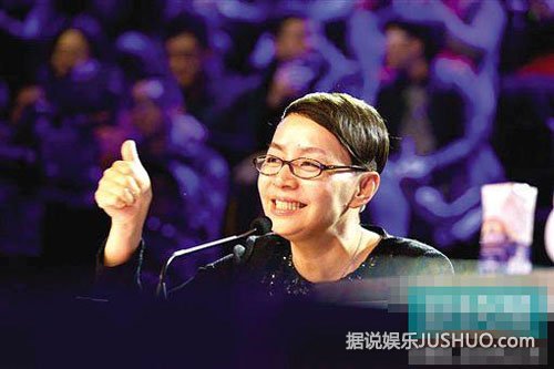 冯小刚曝当评委内情 直言拿钱一直说废话