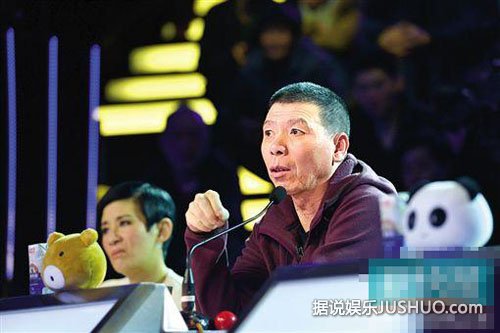冯小刚曝当评委内情 直言拿钱一直说废话