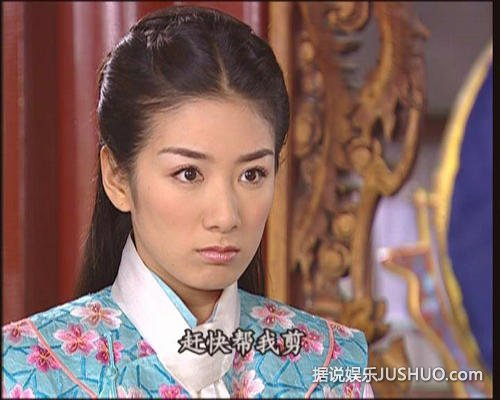 黄奕出轨遭前夫补刀 揭黄奕成长往事：曾认香港干爹