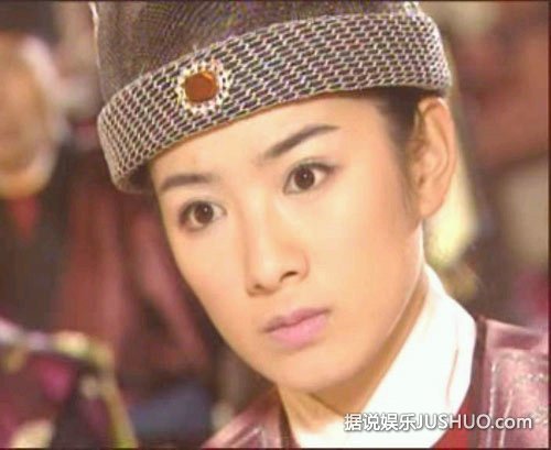 黄奕出轨遭前夫补刀 揭黄奕成长往事：曾认香港干爹