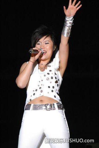 纪敏佳晒美照自称底子好 网友:整了就谦虚点 纪敏佳晒美照自称底子好 网友:整了就谦虚点