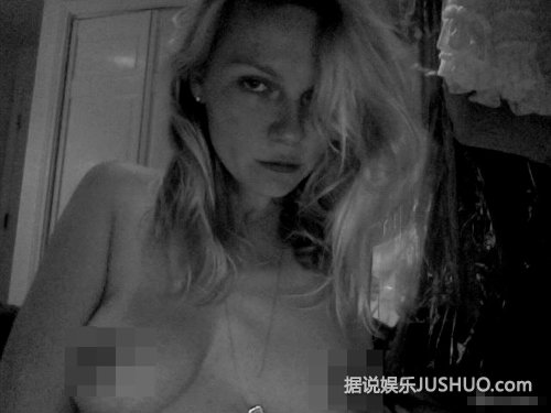 好莱坞艳照门曝新受害者 艾薇儿性感照外流 好莱坞艳照门曝新受害者 艾薇儿性感照外流