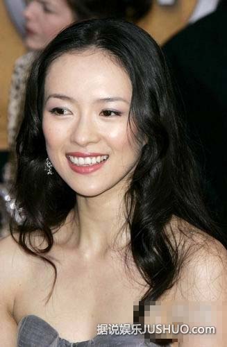 娱乐圈中被成龙父子“潜规则”的10大女星