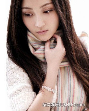 女星借肉体搏出位！揭娱乐圈精心策划的“艳照门”事件