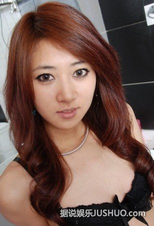 女星借肉体搏出位！揭娱乐圈精心策划的“艳照门”事件