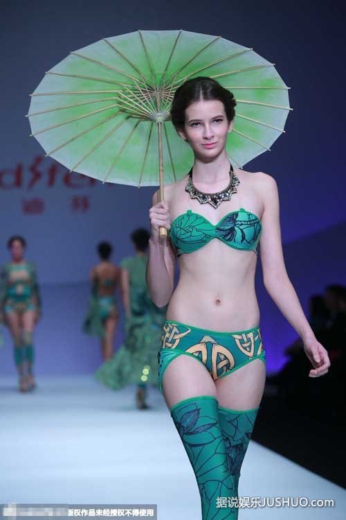 中国内衣设计大赛 模特捆绑诱惑难挡 中国内衣设计大赛 模特捆绑诱惑难挡