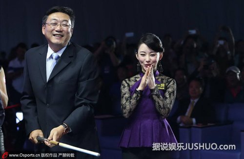 “九球天后”潘晓婷性感亮相开幕式 镂空蕾丝装遭偷瞄