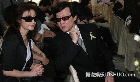 揭秘谭咏麟婚姻内幕：二女共侍一夫