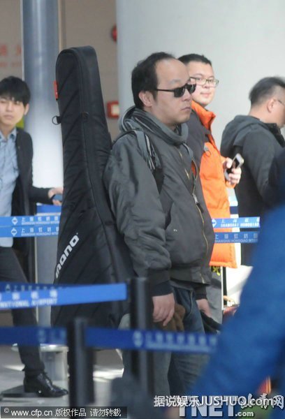 揭秘谭咏麟婚姻内幕：二女共侍一夫