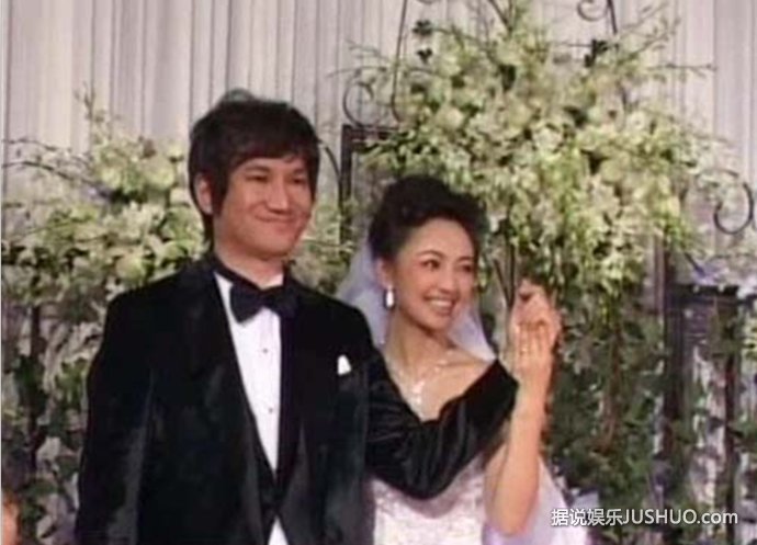 毕福剑何炅成龙 揭秘娱乐圈十大神秘媒人/图