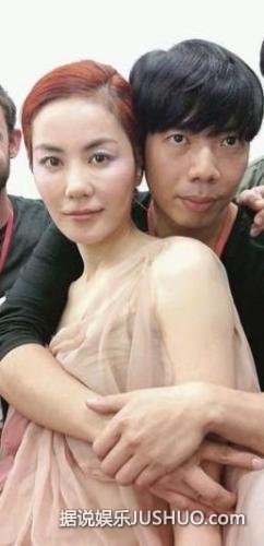 范冰冰王菲杨幂张柏芝 趁乱惨遭摸胸强吻的女星