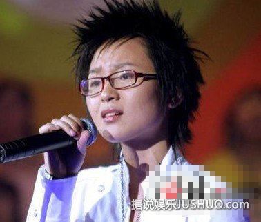 周笔畅整容前后对比照曝光 假小子1秒变宅男女神