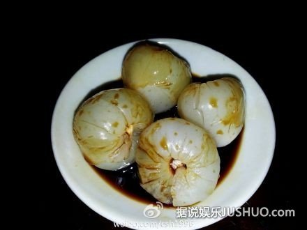 高校食堂现神菜西瓜炒肉 盘点舌尖上的黑暗料理