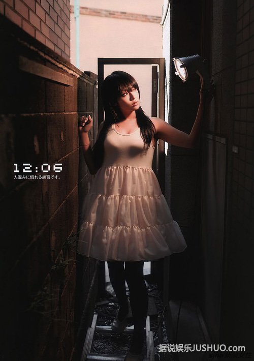 网曝深田恭子爱全裸大扫除 过激的性生活曝光