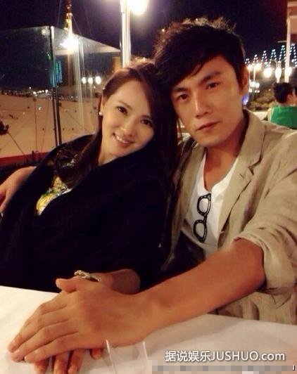 45岁伊能静昔日大尺度写真 玩浴室湿身诱惑(图)