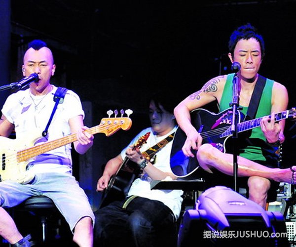 黄家强谈与黄贯中不和:要友情 不要辛苦做Beyon