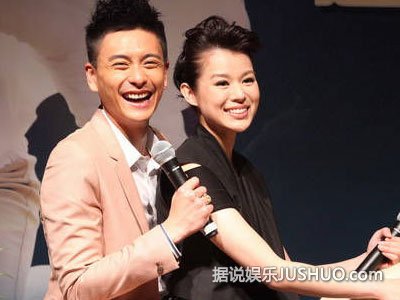 胡杏儿晒性感健身美照 网友调侃：瘦成闪电