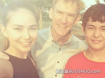 昆凌继母透露离婚诉讼已撤回 感叹后妈不好当