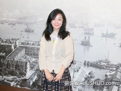 55岁素颜陈玉莲显老态 排斥美容不注重外表