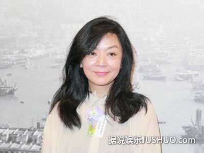 55岁素颜陈玉莲显老态 排斥美容不注重外表