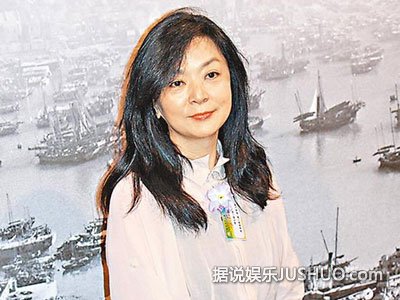 55岁素颜陈玉莲显老态 排斥美容不注重外表