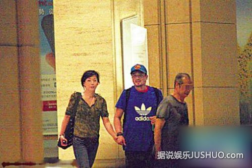 林忆莲与小11岁男友当街亲搂 有望八月结婚