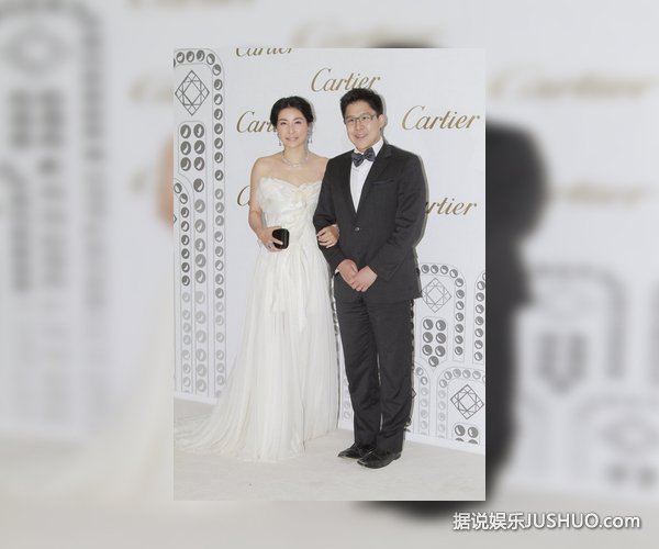 霍启刚之子霍中曦似精灵美过郭晶晶