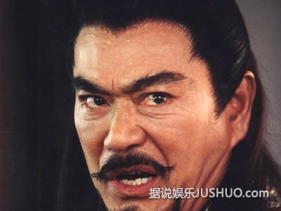 76岁千叶真一被曝出爷孙恋 与22岁女大学生