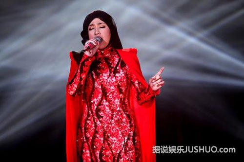 《我是歌手》茜拉VS邓紫棋 谁能笑到最后