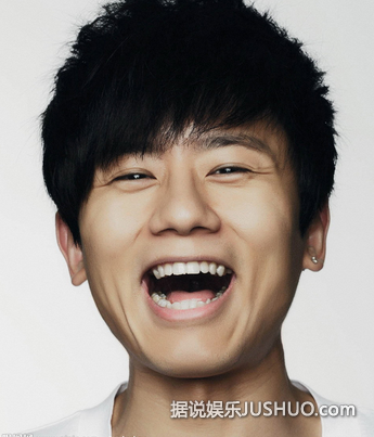 变身“花花公子” 张杰借音乐传正能量