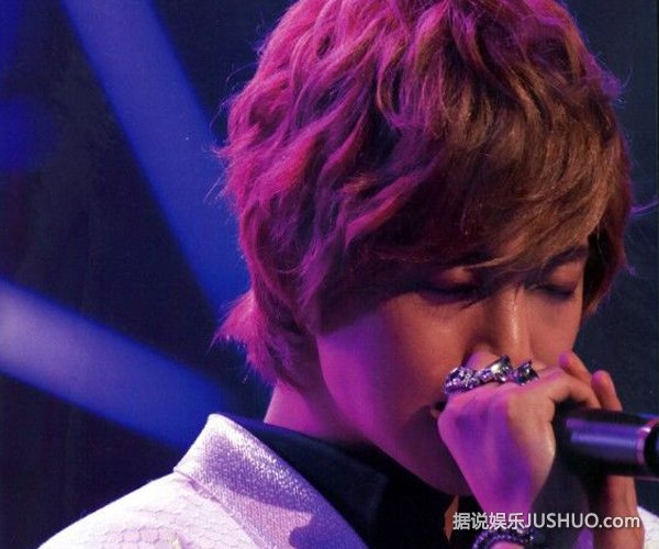 金贤重上海宇宙神摇身变硬汉 金贤重上海宇宙神摇身变硬汉