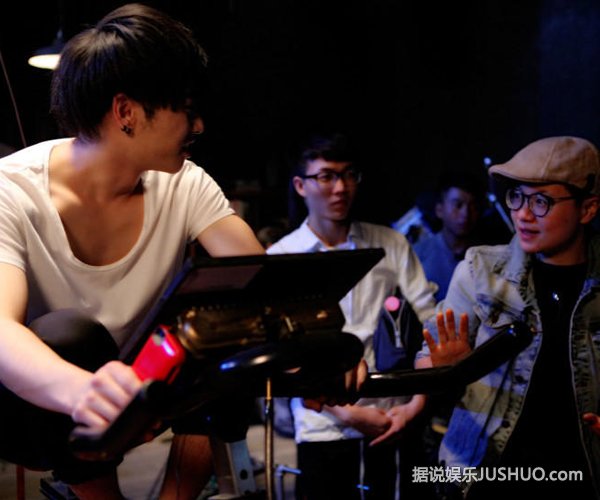 《卡西莫多的礼物》华晨宇演音乐故事