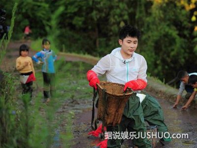 《老板2》牛群县长变村长与老板有代沟