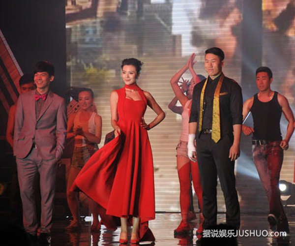 《变4》首映礼 “性感女神”赵茜华丽亮相