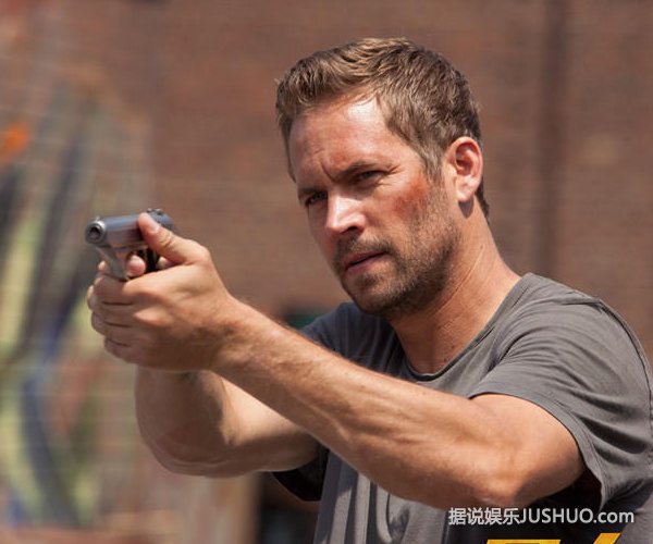 《暴力街区》保罗·沃克酷英姿