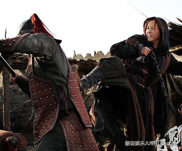 《白发魔女传》童瑶为爱“掌掴”范冰冰