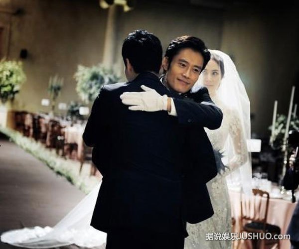 李秉宪宋慧乔分手内幕:玩性花招女受不了 李秉宪宋慧乔分手内幕:玩性花招女受不了