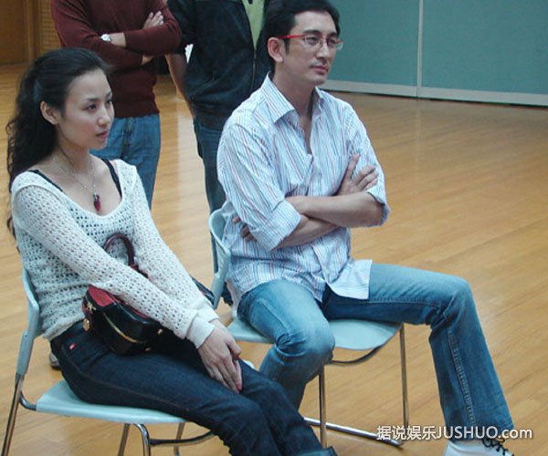 吴启华自爆与石洋子尚未签字离婚