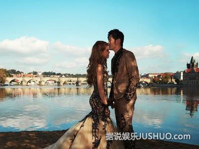 周杰伦初为人夫恶搞 澳洲婚礼将伴郞推水池