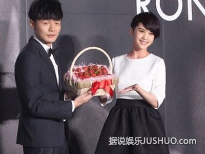 李荣浩澄清没有小三 袒护杨丞琳