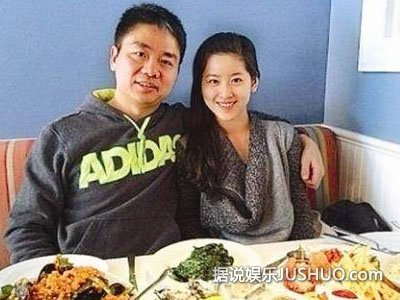 曝刘强东送章泽天花亲切喊其老婆