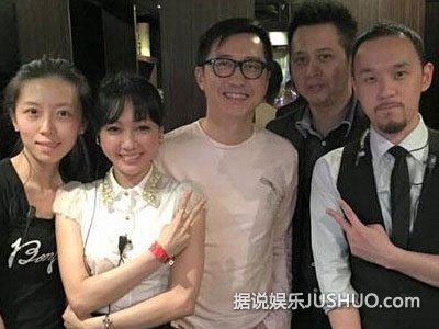 庾澄庆美女伴身旁 疑似迎第二春