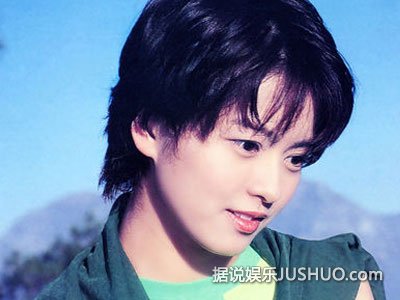 孙燕姿纳蒂姆甜蜜现身难得秀恩爱