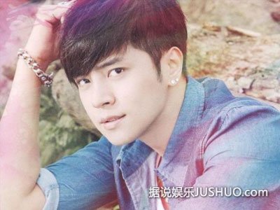 小猪绯闻女友敢做敢当 承认整容