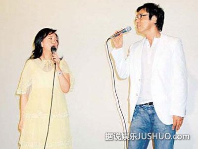 钟镇涛范姜好甜蜜 该月补办婚宴