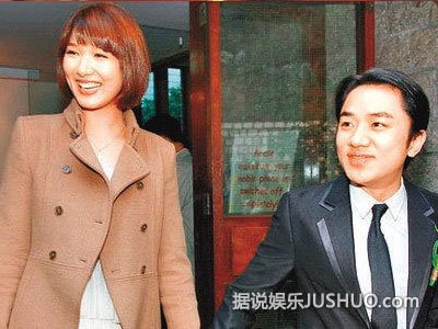 王祖蓝晒与妈妈合影 与李亚男甜蜜情史回顾